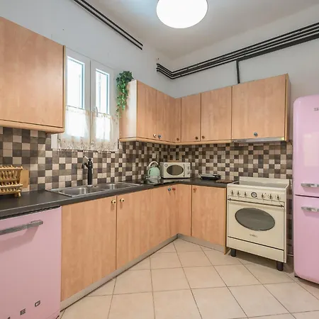 - Heated Jacuzzi - Free Bikes Atene
